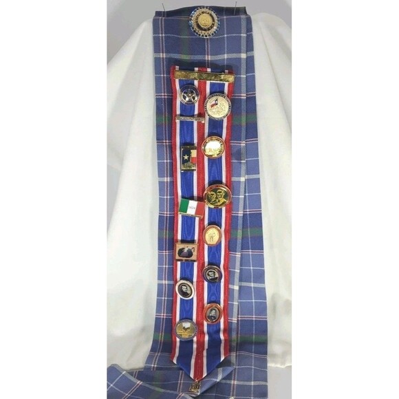 Vtg DRT Pin Collection/Lot-Membership Pin 1/10 10K Charles Roberts 10K + 13 More - Picture 2 of 16